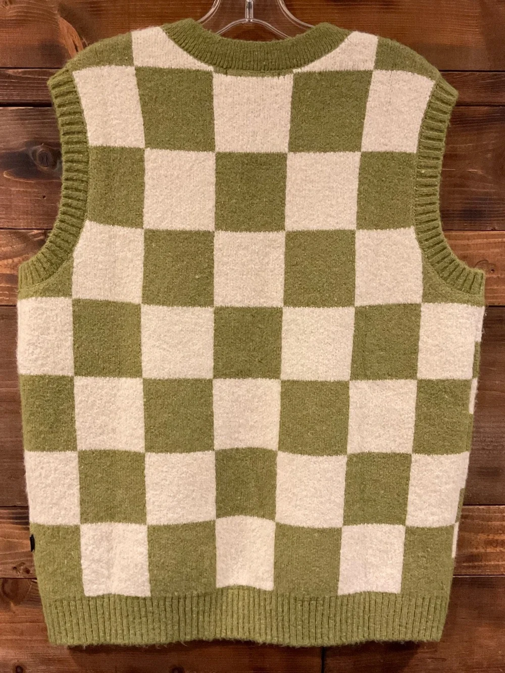 VANS Olive & Cream “Courtyard Checker” Vneck Sweater Vest size XS/SM relaxed fit
